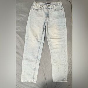 Aeropostale Light Wash Denim Mom Jeans